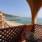 Menada Atrium *