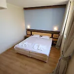 Daire Menada Atrium Elenite
