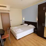 Menada Atrium * Elenite