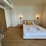 Menada Atrium 아파트 엘레니테