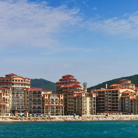 شقة Menada Atrium النايت