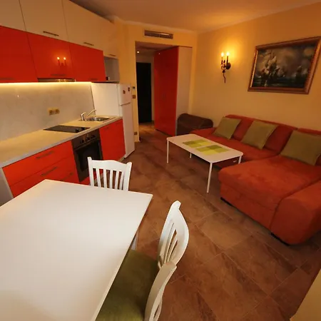 Апартаменты Menada Atrium