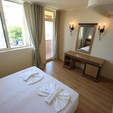 Menada Atrium Апартаменты