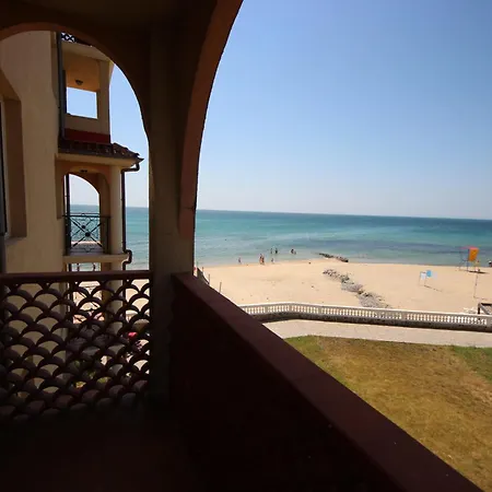 Menada Atrium Апартаменты *