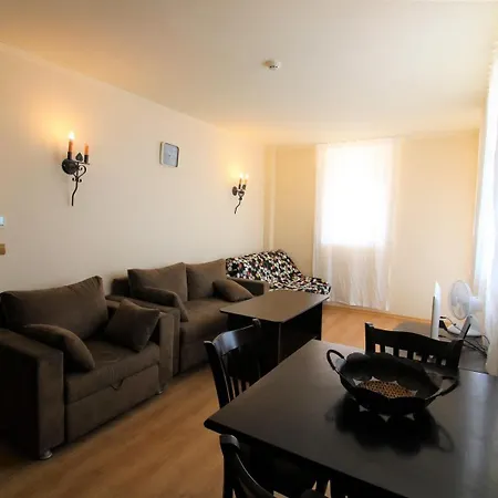 Апартаменты Menada Atrium *