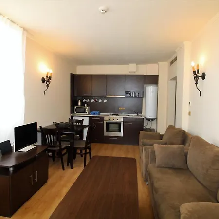 شقة Menada Atrium النايت