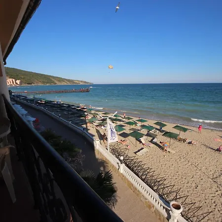 شقة Menada Atrium النايت