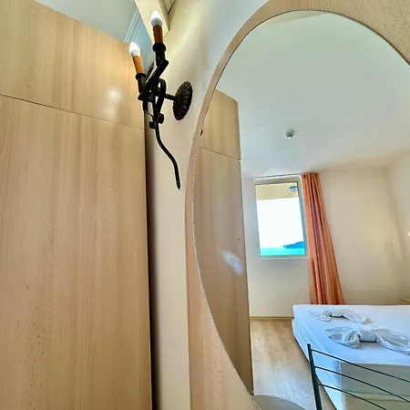 Menada Atrium Апартаменты