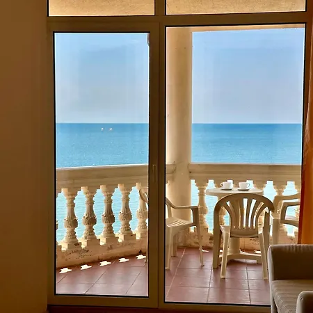 Menada Atrium * النايت